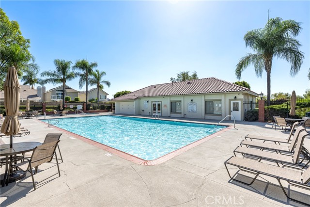 Detail Gallery Image 48 of 71 For 25271 Baja Mar, Lake Forest,  CA 92630 - 3 Beds | 2/1 Baths