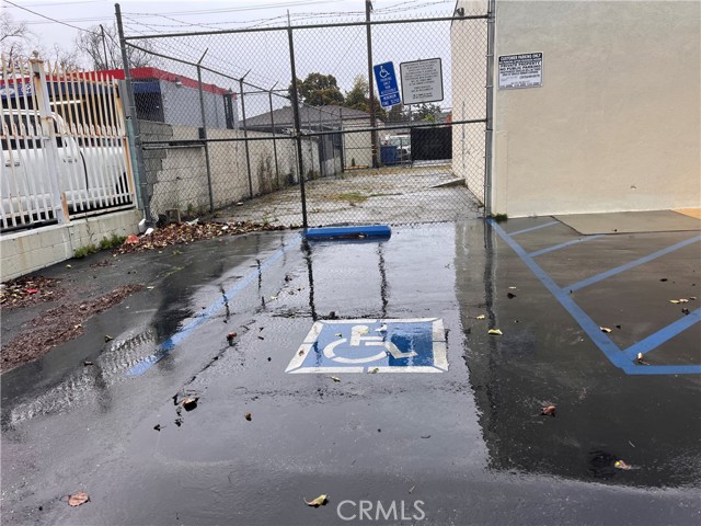 3925 Florence Avenue, Bell, California 90201, ,Commercial Lease,For Rent,3925 Florence Avenue,CRMB24144655