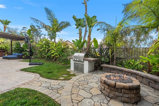 19 Via Cuenta Nueva, San Clemente CA: https://media.crmls.org/medias/1929206d-de79-45da-8fe1-f3e99d9f8868.jpg