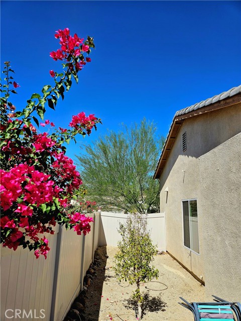 Detail Gallery Image 19 of 26 For 64313 Pyrenees Ave, Desert Hot Springs,  CA 92240 - 3 Beds | 2 Baths