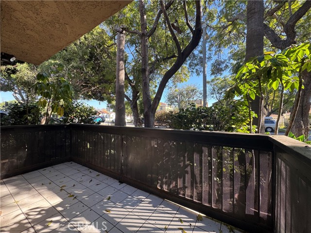 Detail Gallery Image 18 of 26 For 3219 Colorado, Santa Monica,  CA 90404 - 2 Beds | 2 Baths