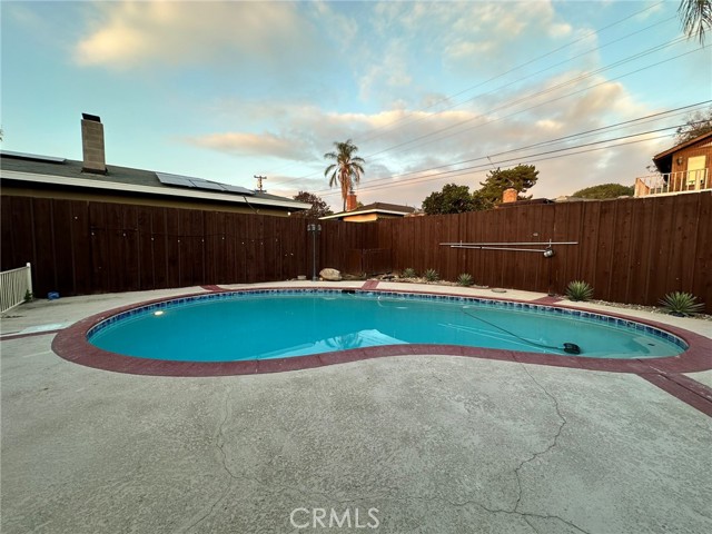 Detail Gallery Image 28 of 33 For 3623 Redlands, Bakersfield,  CA 93306 - 3 Beds | 2 Baths