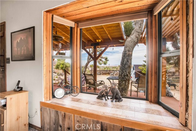 Detail Gallery Image 15 of 75 For 55525 Wood Rd, Yucca Valley,  CA 92284 - 1 Beds | 1 Baths
