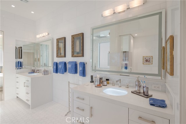 Image 32 of 49 For 3407 Oceanfront