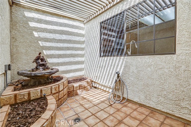 748 Wind Willow Way, Simi Valley CA: https://media.crmls.org/medias/192ba3c9-25d8-4661-ba91-2aa904d484a1.jpg