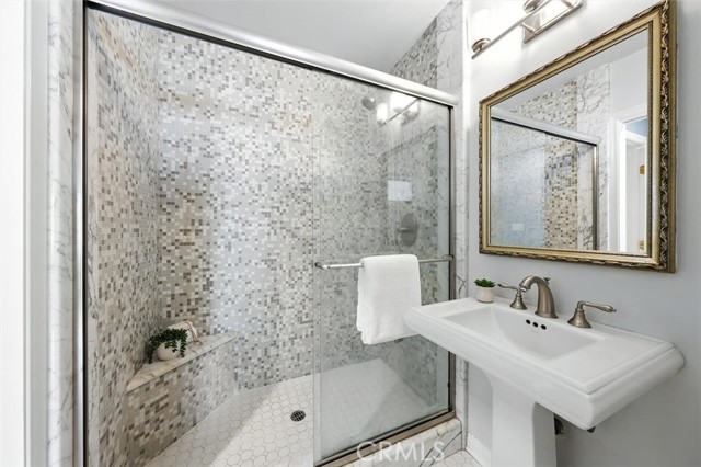 535 Panama Avenue, Long Beach CA: https://media.crmls.org/medias/192c4ef7-0ef3-49b4-96f5-492feb3f09d0.jpg