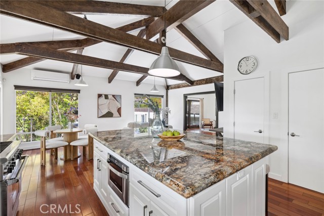 10255 Overhill Drive, Santa Ana CA: https://media.crmls.org/medias/192d2e51-ed1d-4096-ac3e-ced1542f8b07.jpg