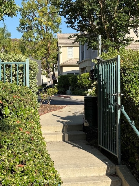 Detail Gallery Image 31 of 39 For 12 Poppyfield Ln, Rancho Santa Margarita,  CA 92688 - 3 Beds | 2/1 Baths