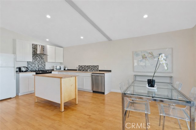 Detail Gallery Image 11 of 38 For 23777 Mulholland Hwy Hwy #62,  Calabasas,  CA 91302 - 4 Beds | 4 Baths