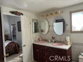 https://media.crmls.org/medias/192e68e3-25f8-42bb-88c1-c6762a202eb1.jpg?preset=X-Large