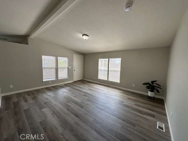 Detail Gallery Image 11 of 17 For 880 N. Lake Street #67,  Hemet,  CA 92544 - 2 Beds | 2 Baths