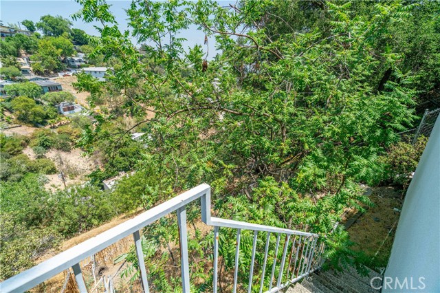 728 Quail Drive, Los Angeles CA: https://media.crmls.org/medias/192f67c7-9029-4c91-9051-18ee2ec0ba08.jpg