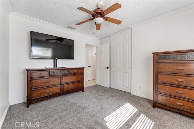 Detail Gallery Image 6 of 26 For 43019 Cromley Ct, Lancaster,  CA 93534 - 3 Beds | 2 Baths