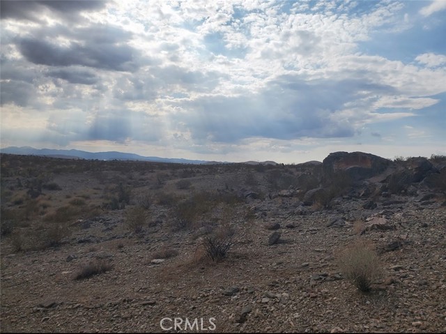 Detail Gallery Image 10 of 11 For 3120 Stonehill Ave, Joshua Tree,  CA 92252 - – Beds | – Baths