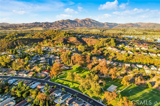 22701 Via Tercero, Mission Viejo CA: https://media.crmls.org/medias/19309a4c-63b8-45f7-8d74-89c072ca06a5.jpg