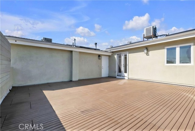 Detail Gallery Image 8 of 32 For 12812 Short, Los Angeles,  CA 90066 - 5 Beds | 3 Baths