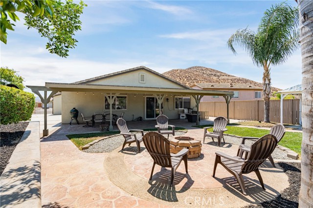 23470 Badger Creek Lane, Menifee CA: https://media.crmls.org/medias/19311ec6-2fb6-4ba8-9c38-b061c2a024d5.jpg