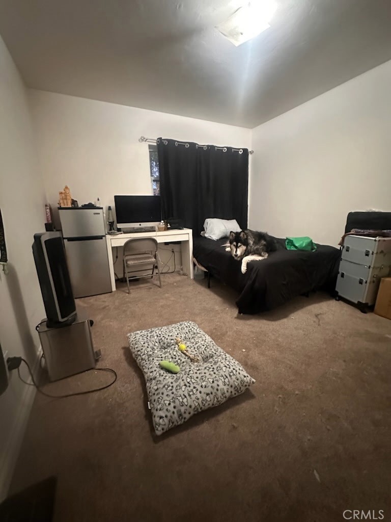 https://media.crmls.org/medias/19333809-42df-421b-a0f8-03734aae5d4e.jpg?preset=X-Large