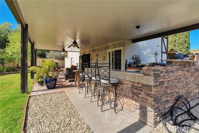 Detail Gallery Image 49 of 59 For 29857 Wistaria Valley, Canyon Country,  CA 91387 - 3 Beds | 3 Baths