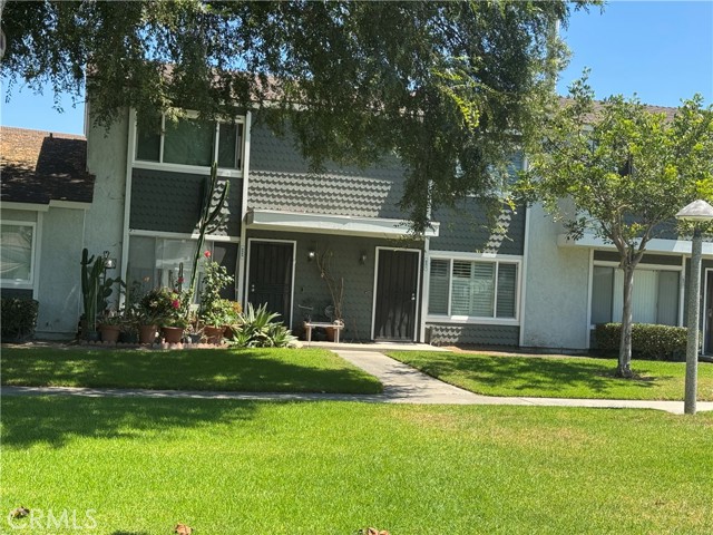 Detail Gallery Image 2 of 8 For 8569 Edgebrook Dr, Garden Grove,  CA 92844 - 3 Beds | 1/1 Baths