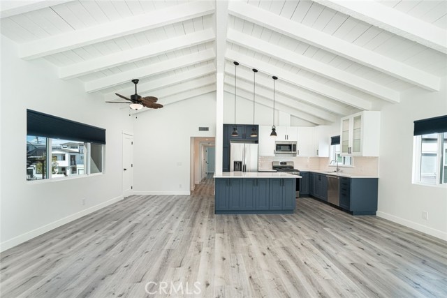 Detail Gallery Image 7 of 34 For 905 W Balboa, Newport Beach,  CA 92661 - 4 Beds | 2 Baths