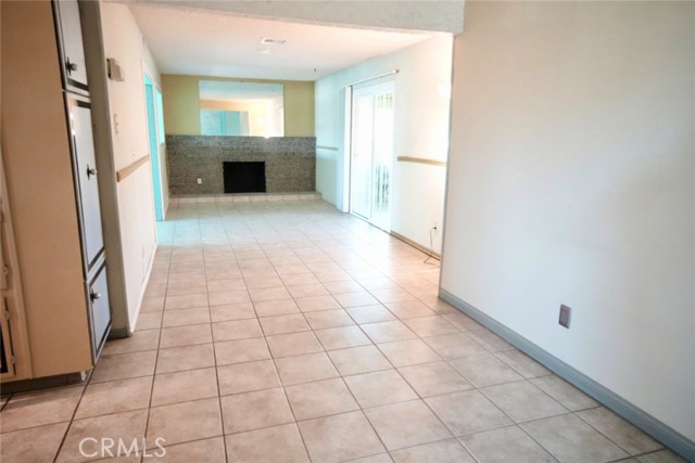 Image 14 of 38 For 2848 7th  