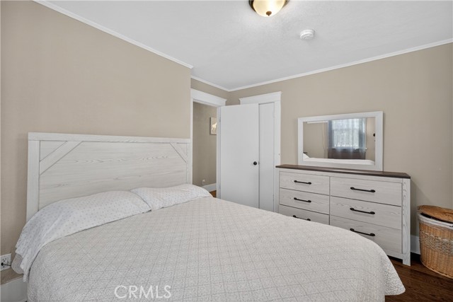 Detail Gallery Image 3 of 37 For 5710 Ruthelen, Los Angeles,  CA 90062 - – Beds | – Baths