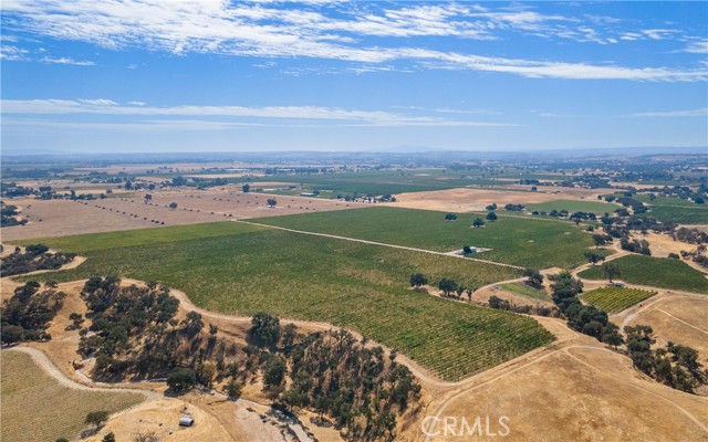 Detail Gallery Image 2 of 14 For 1600 Adobe Road, Paso Robles,  CA 93446 - – Beds | – Baths