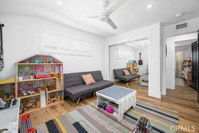 Image 48 of 75 For 3116 Armourdale Avenue