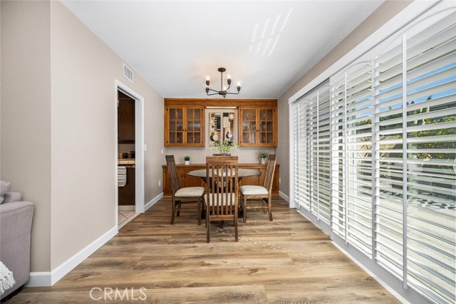 Detail Gallery Image 12 of 74 For 11348 Barbi Ln, Los Alamitos,  CA 90720 - 4 Beds | 2/1 Baths
