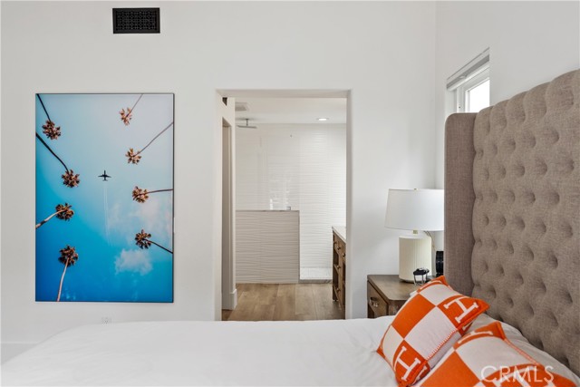 Detail Gallery Image 10 of 45 For 506 Savona Way, Oak Park,  CA 91377 - 3 Beds | 2/1 Baths