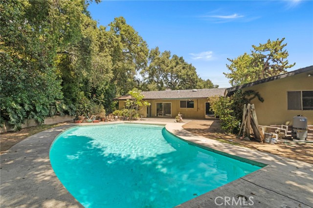 Detail Gallery Image 15 of 19 For 1145 Glencoe Heights Dr, Glendora,  CA 91741 - 4 Beds | 2 Baths