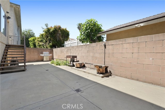 Detail Gallery Image 17 of 18 For 6255 Woodman Ave #103,  Van Nuys,  CA 91401 - 2 Beds | 2 Baths