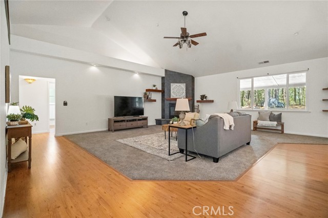 Detail Gallery Image 4 of 71 For 4731 Christina Dr, Forest Ranch,  CA 95942 - 3 Beds | 2/1 Baths