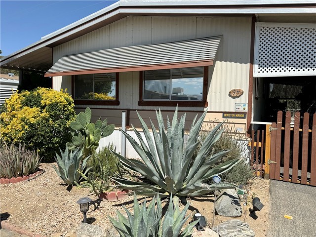 Detail Gallery Image 1 of 1 For 7425 Church St #97,  Yucca Valley,  CA 92284 - 2 Beds | 2 Baths