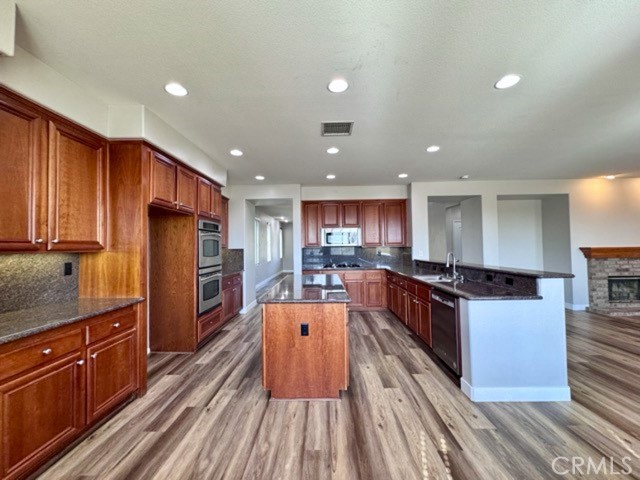 24018 Via Alisol, Murrieta CA: https://media.crmls.org/medias/193cfe8e-9594-4e7b-a4a6-6123b3703e29.jpg