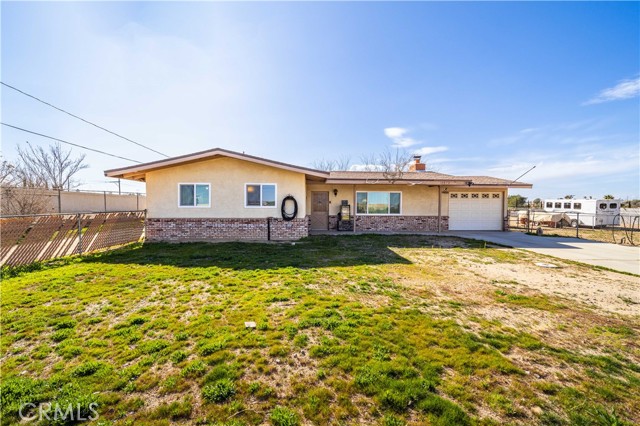 Detail Gallery Image 2 of 42 For 10872 Peach Ave, Hesperia,  CA 92345 - 2 Beds | 1 Baths