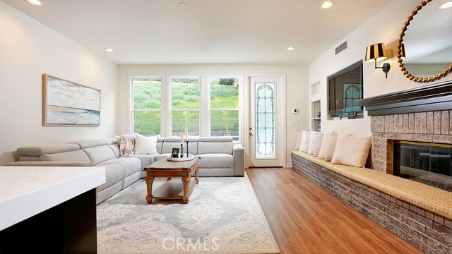 Detail Gallery Image 20 of 67 For 311 via Promesa, San Clemente,  CA 92673 - 4 Beds | 3 Baths