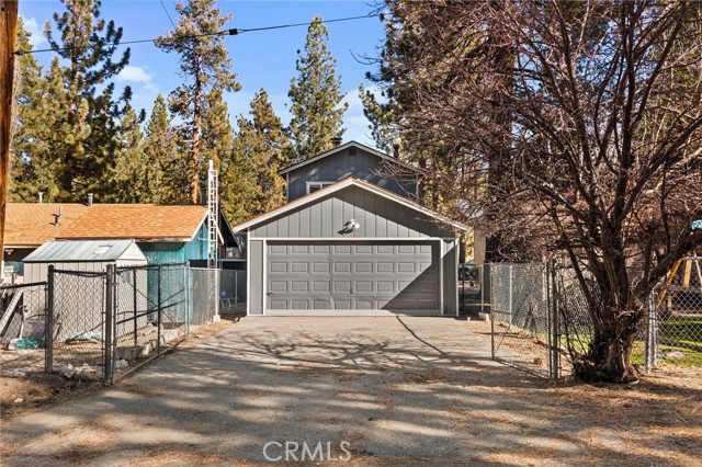 Detail Gallery Image 35 of 44 For 314 W Aeroplane, Big Bear City,  CA 92314 - 2 Beds | 2 Baths