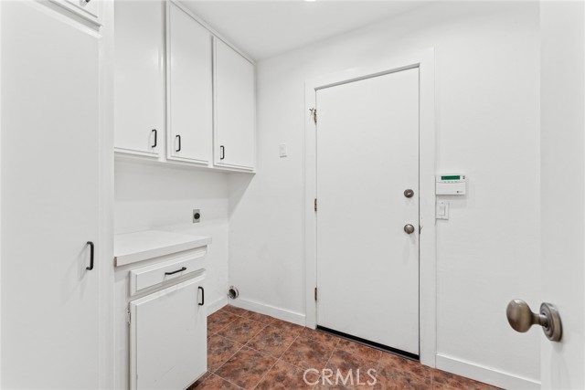 Detail Gallery Image 32 of 39 For 6 Rue Marseille, Newport Beach,  CA 92660 - 3 Beds | 2/1 Baths