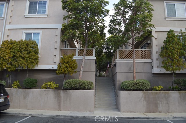 Detail Gallery Image 2 of 23 For 1421 Lomita Bld #3,  Harbor City,  CA 90710 - 3 Beds | 2/1 Baths