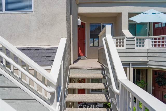 5 Elmbrook, Aliso Viejo CA: https://media.crmls.org/medias/19418e49-c172-4fb6-a3e2-f8e74ec08f51.jpg