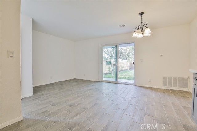 Detail Gallery Image 20 of 45 For 1693 E 110th, Los Angeles,  CA 90059 - 3 Beds | 2/1 Baths