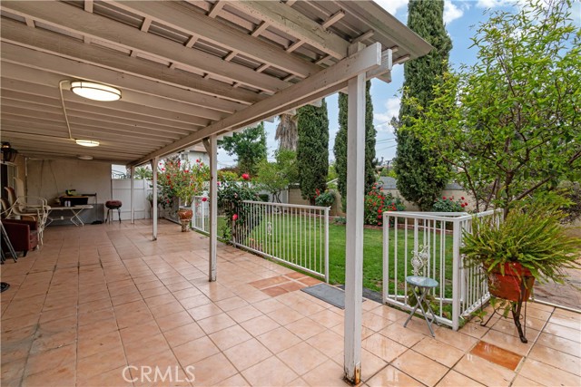 Detail Gallery Image 34 of 48 For 11965 Terra Bella St #17,  Sylmar,  CA 91342 - 3 Beds | 3 Baths