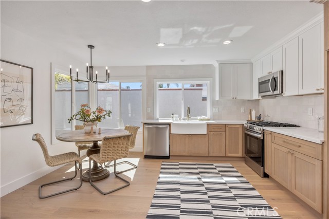24166 Fortune Drive, Lake Forest CA: https://media.crmls.org/medias/19434efa-1a24-4bbd-bf04-49928ae5542f.jpg