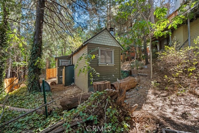 650 Rose Hill, Crestline, CA 92325
