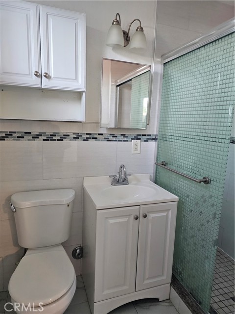 Detail Gallery Image 8 of 17 For 12639 Thomas Pl, Chino,  CA 91710 - 3 Beds | 2 Baths