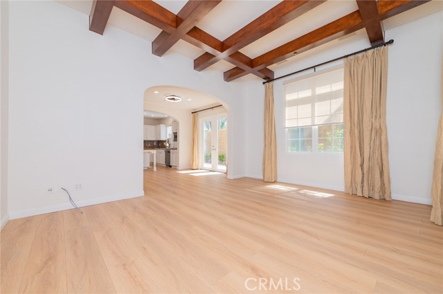 22 Arborside, Irvine CA: https://media.crmls.org/medias/19457f10-c229-4bd1-953c-e64587ce8dc9.jpg