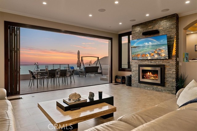 Detail Gallery Image 12 of 75 For 31422 Ceanothus Dr, Laguna Beach,  CA 92651 - 3 Beds | 3/1 Baths