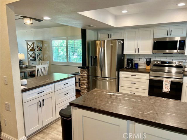 Detail Gallery Image 17 of 69 For 28870 Broken Arrow Cir, Menifee,  CA 92584 - 3 Beds | 2/1 Baths